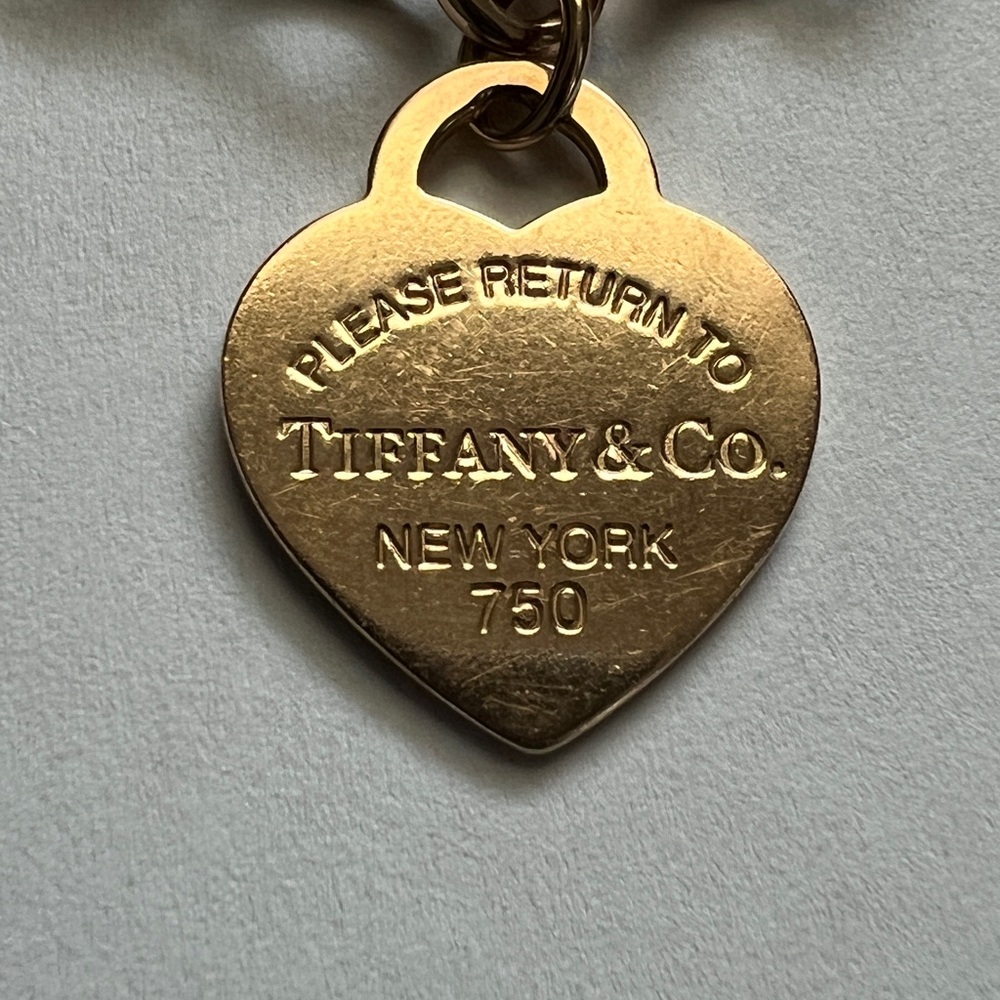 Tiffany & Co. Rose gold Bracelet with medium Heart charm - Picture 5 of 9